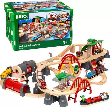 BRIO World Train Set Deluxe Railway Set