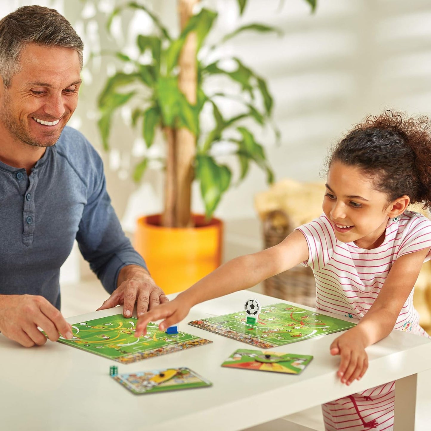 Football Snakes and Ladders Game